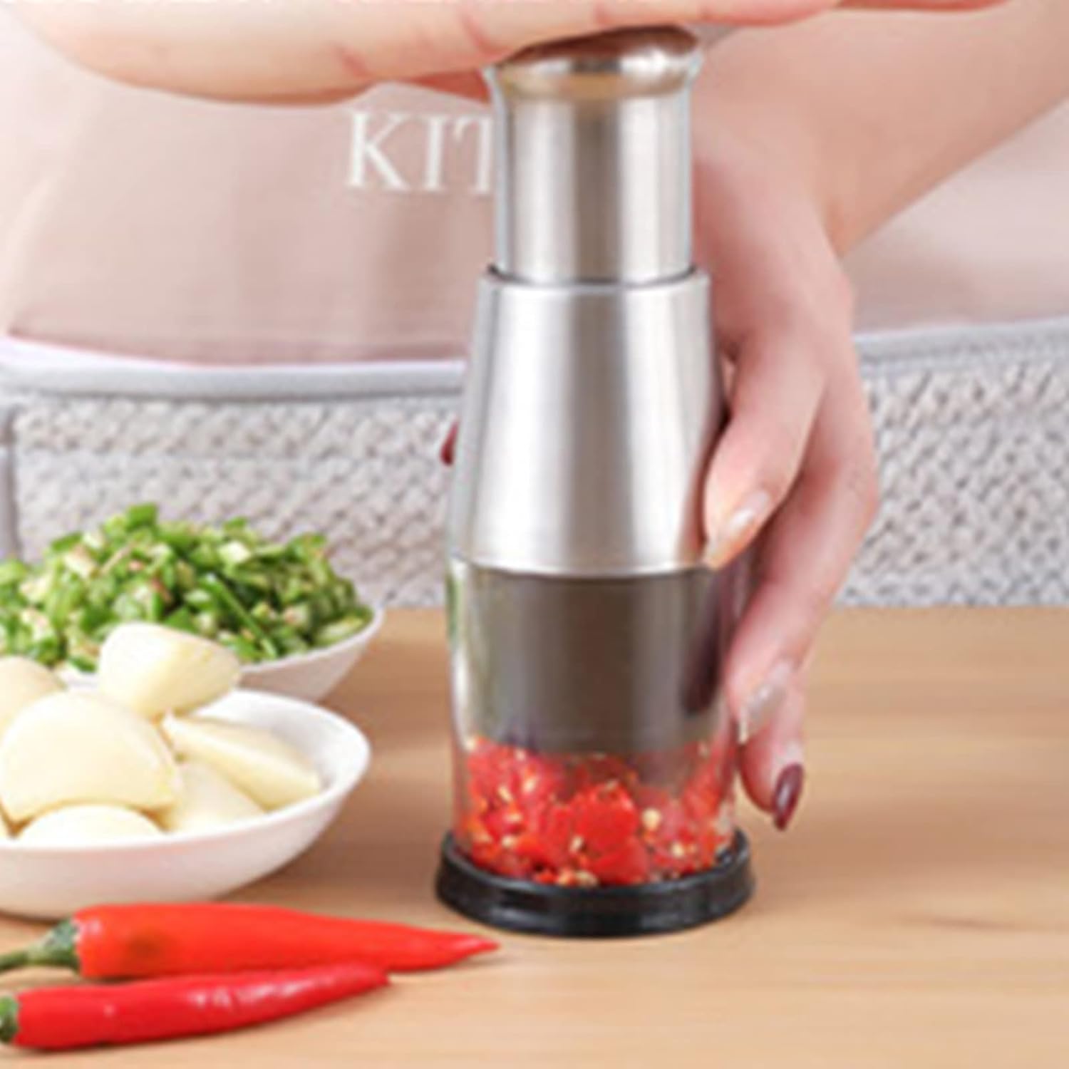 Hachoir Pressetout™ - poignée ergonomique et design compact pour cuisine
