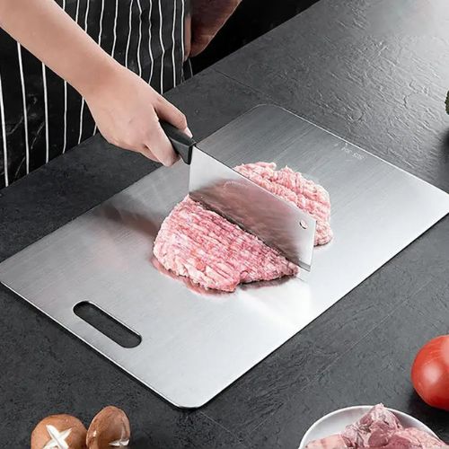 planche-a-decouper-en-titane-boeuf