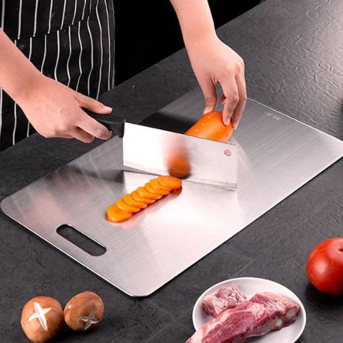 planche-a-decouper-en-titane-carottes